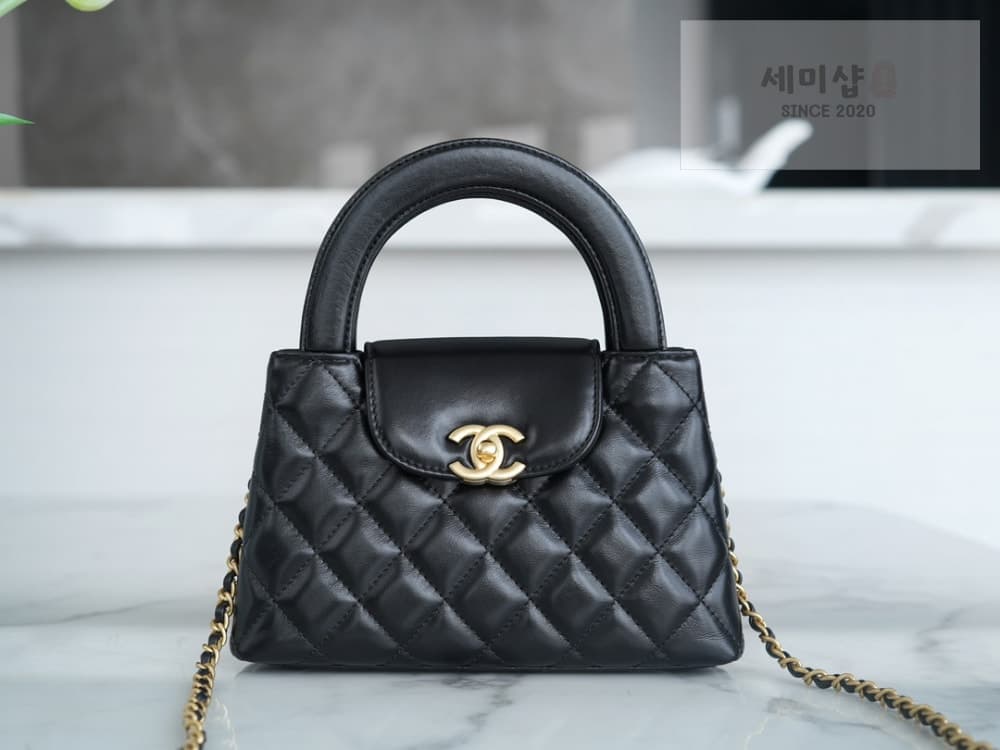 C H A N E L Chanel 23k Calfskin Kelly 블랙 Bag